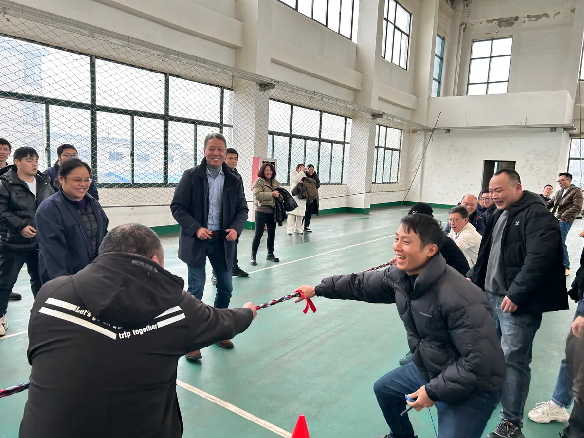 拔河比赛